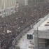 无视疫情集会禁令 1.5万民众巴黎街头抗议警暴