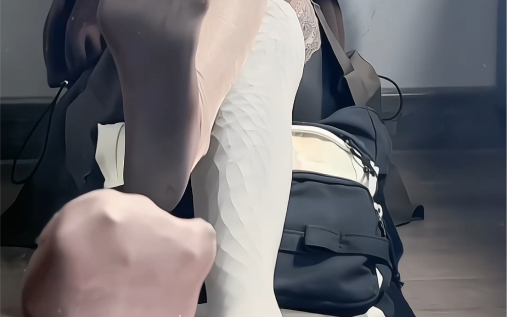 Black card gray and white?