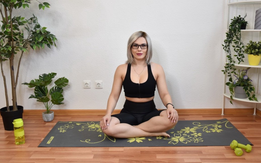 Ms. Corrie's Morning Yoga Sharing, Say Good Morning to Your Teacher