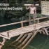 独自一人在热带雨林中利用原始技术制作工具搭建河边小木屋