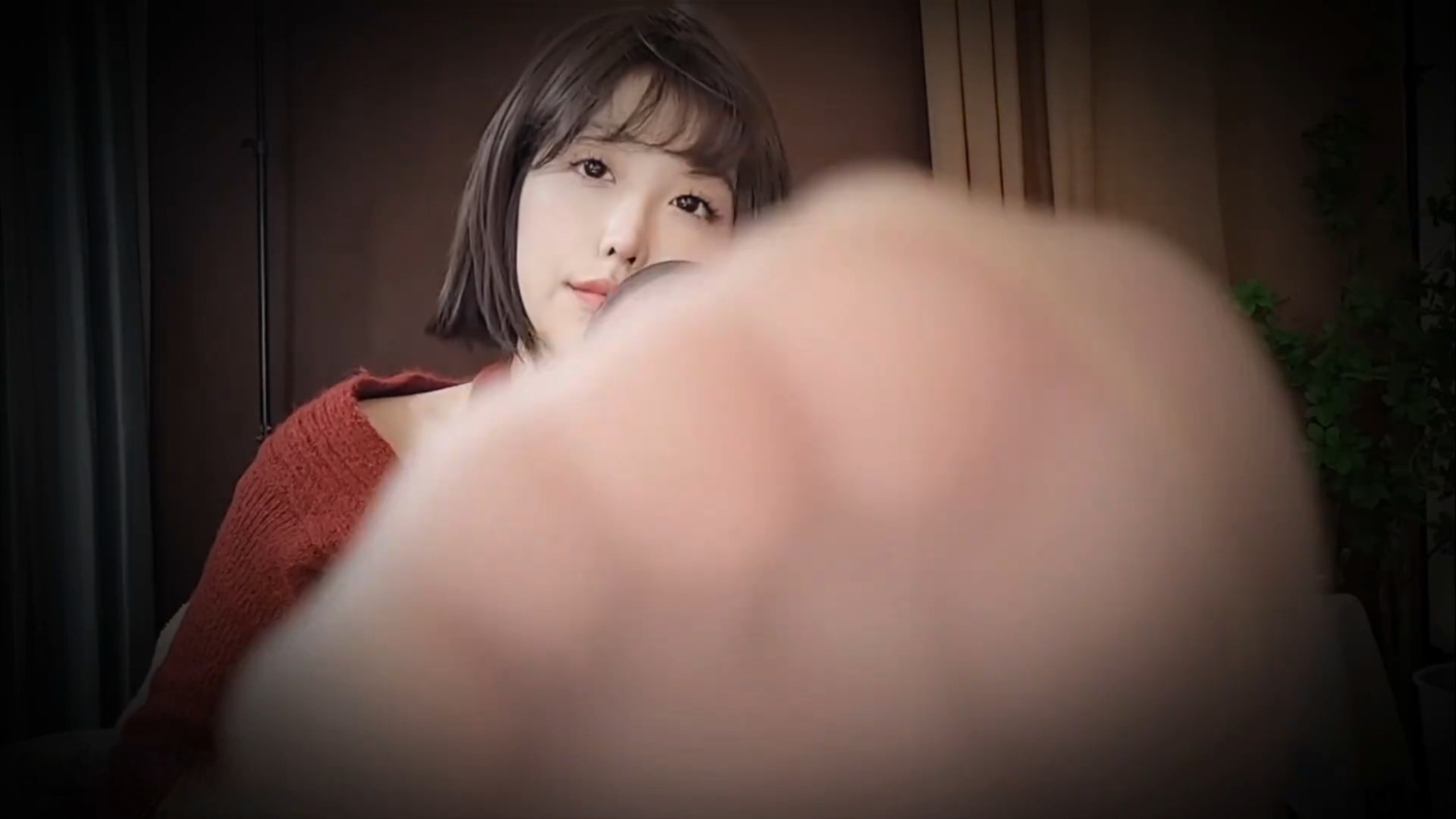 就这样把食物贴在你的脸上