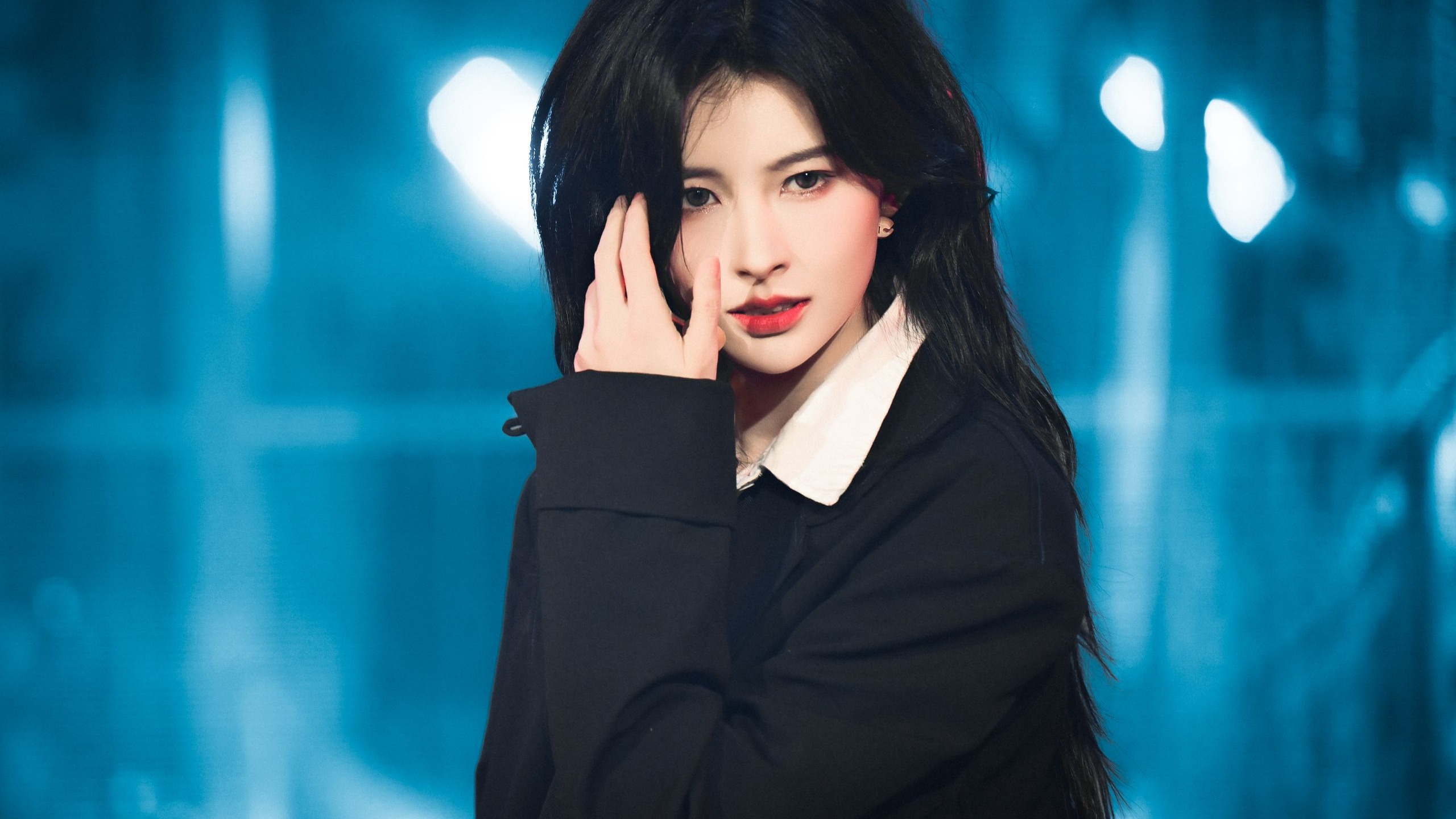 Wen Ruoqi 250620 "Hertz Resonance Premiere" Focus 4k60p