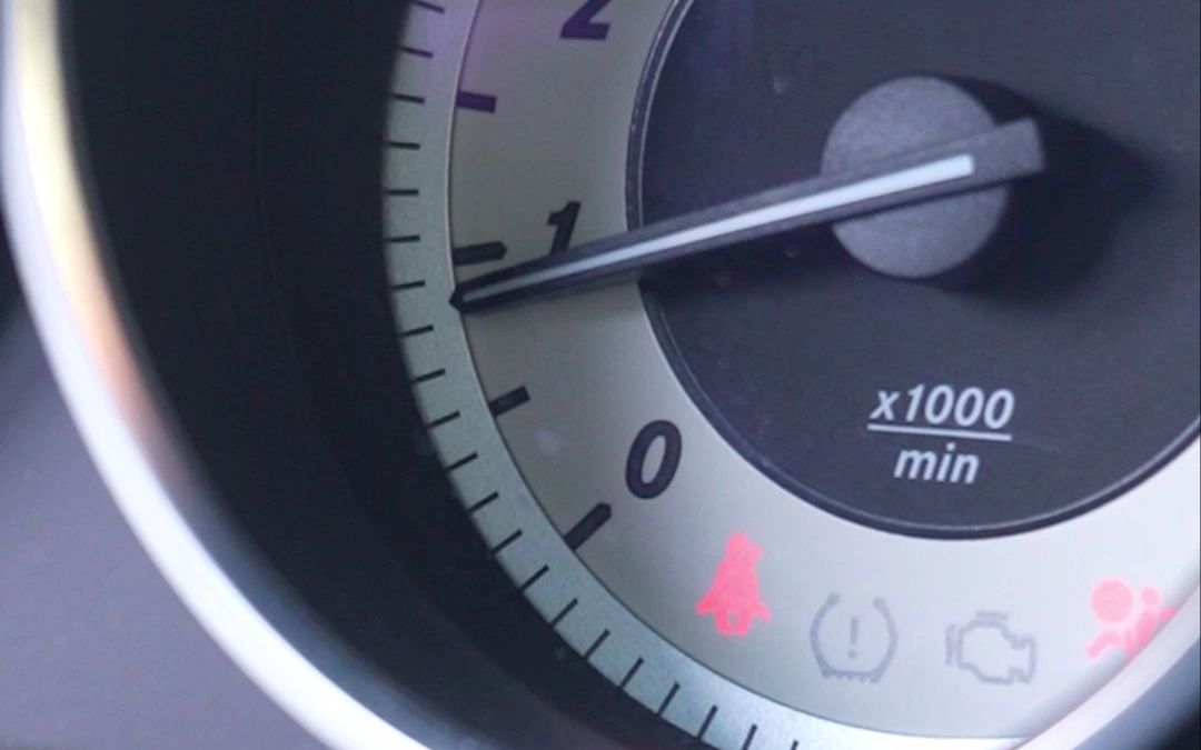 汽车怠速多久可以把电瓶充满？