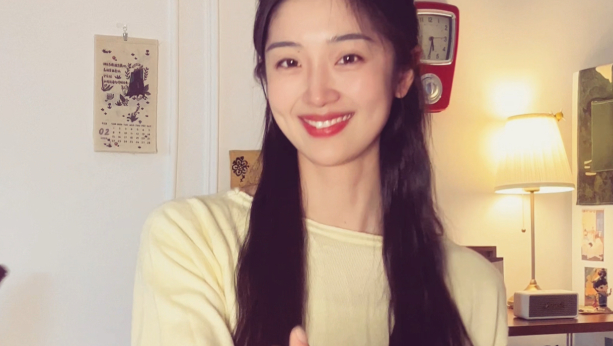 求了妹妹好久才同意和我拍的