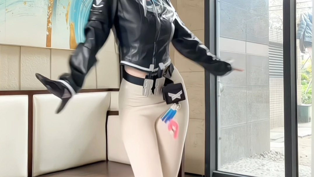 不知道 我的身材很曼妙