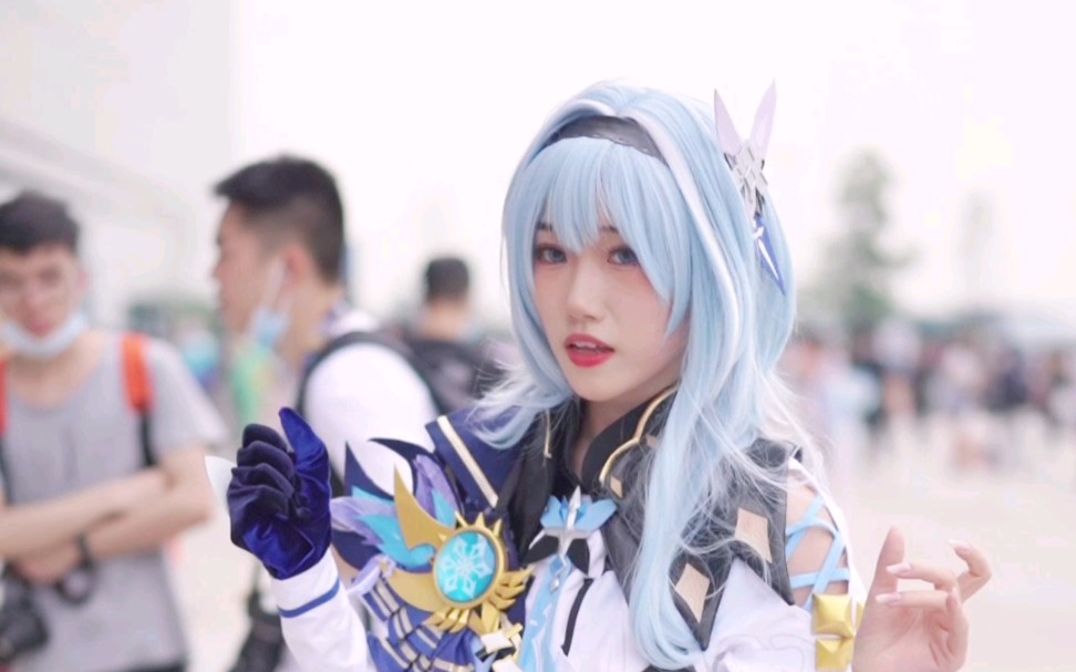 When Youla did the otaku dance and called out to her wife.