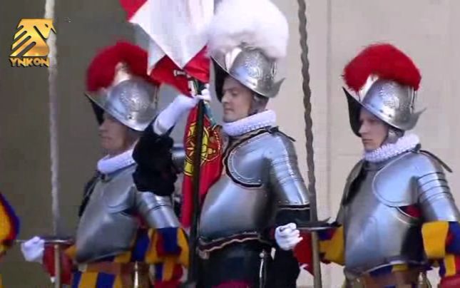 【历史的传承】梵蒂冈瑞士卫队入伍仪式 新兵宣誓效忠教皇【@尤尼控领域】