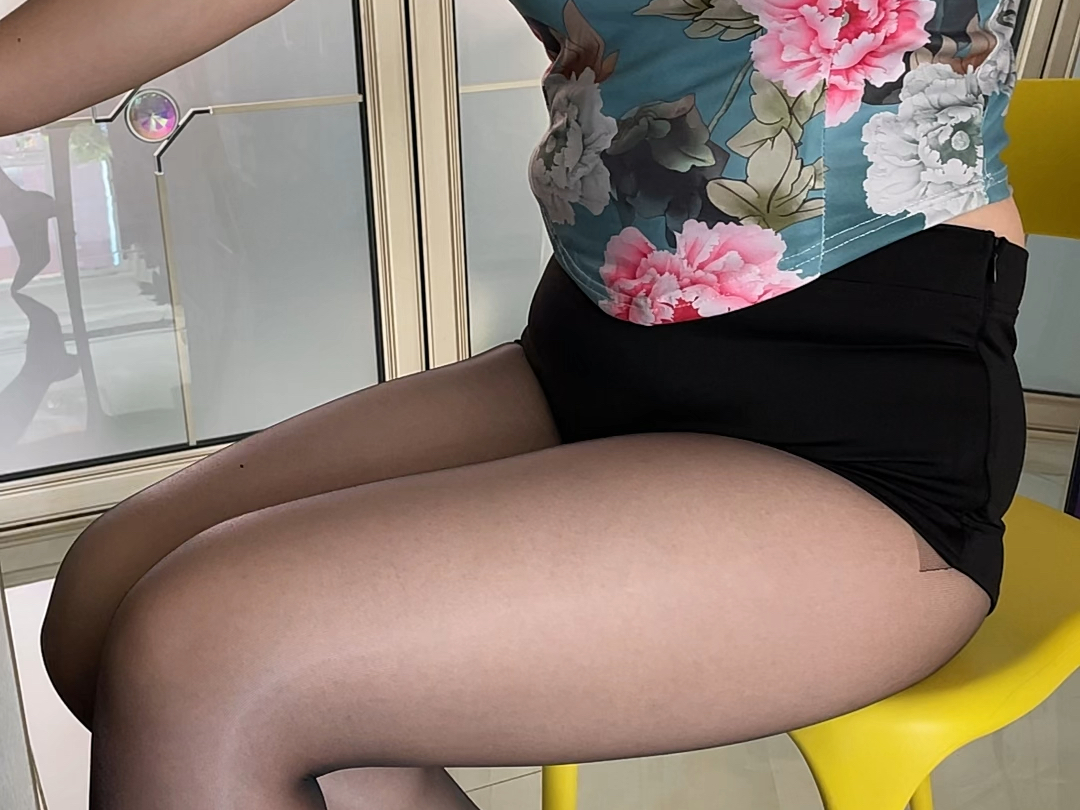 [Sister-in-law is here] has updated a video, come watch!