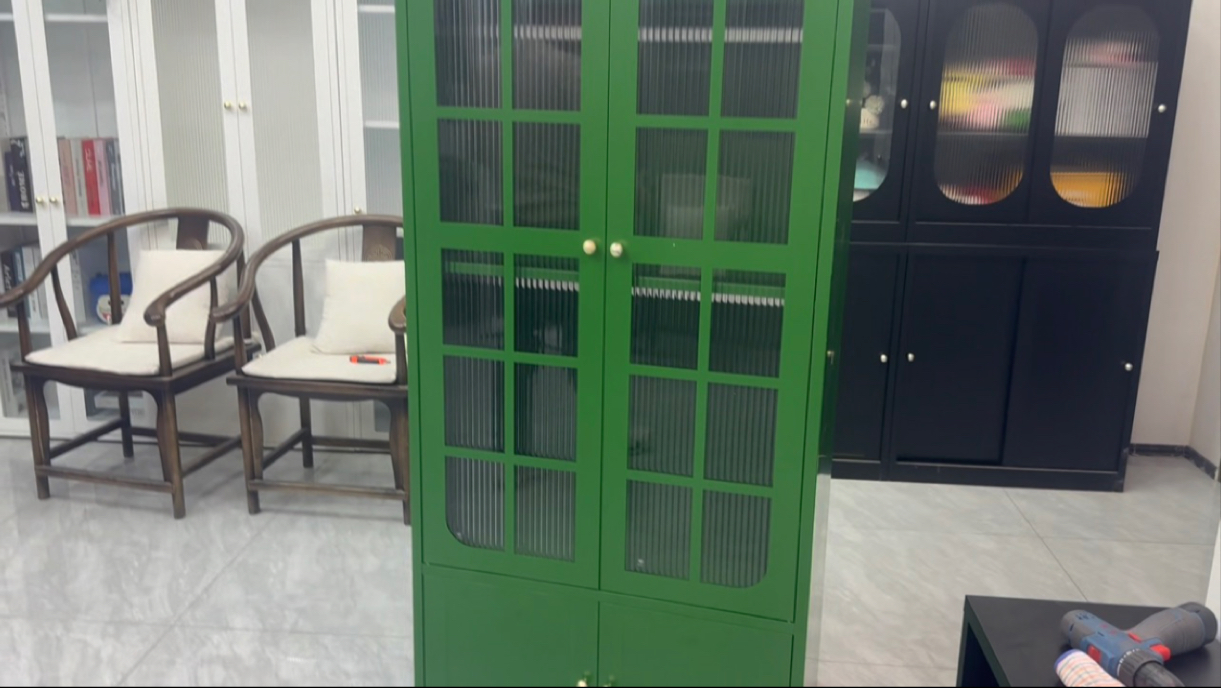 上玻璃下小铁门衣柜安装视频