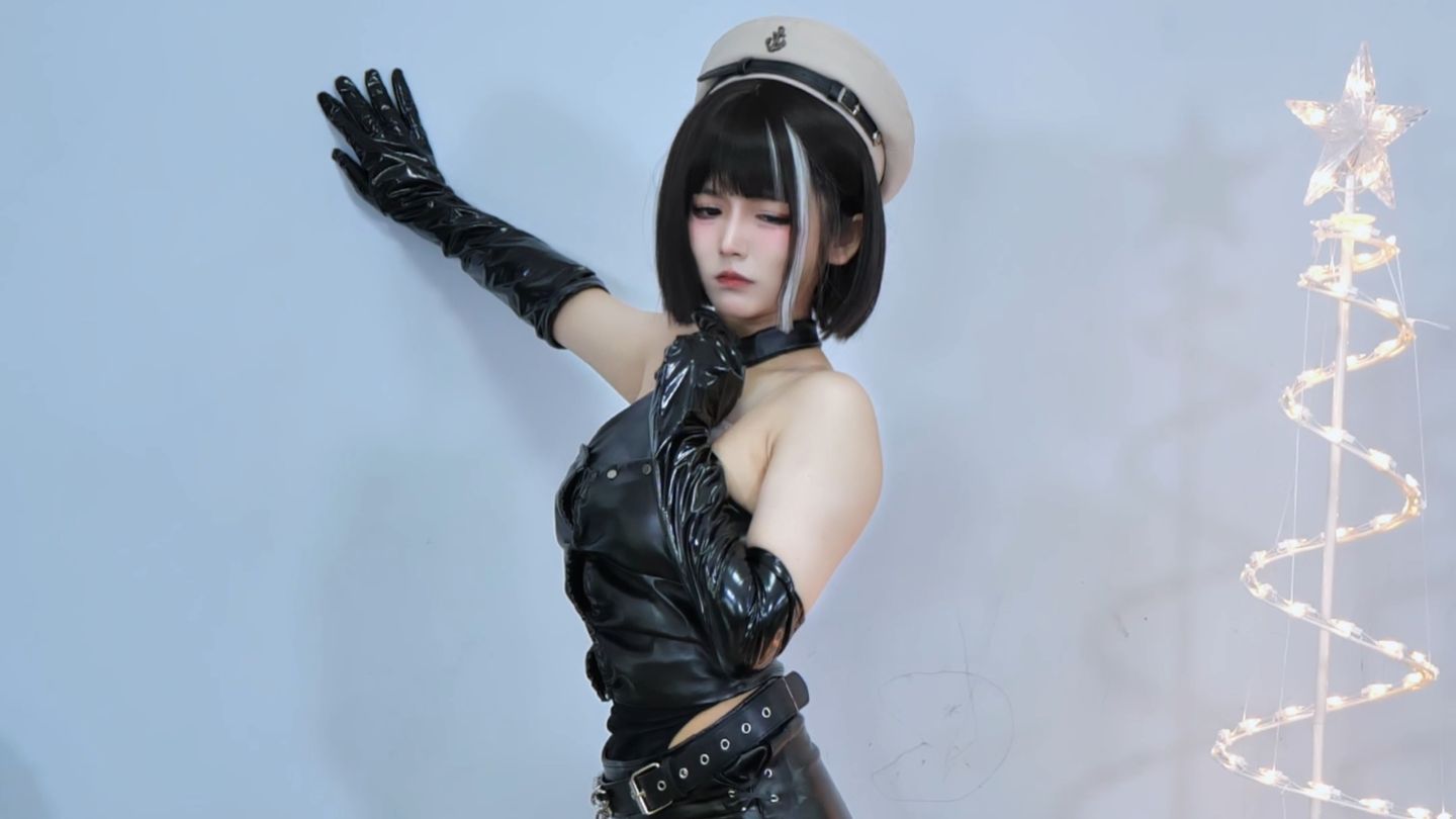 I'm in the mood for a round of golf.