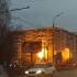 俄罗斯一居民楼煤气爆炸，九层楼瞬间夷为平地