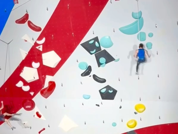 难度赛？速度赛？没有绝对分界线，不同的表现形式，不影响运动员精彩表现#攀岩 #速度攀岩