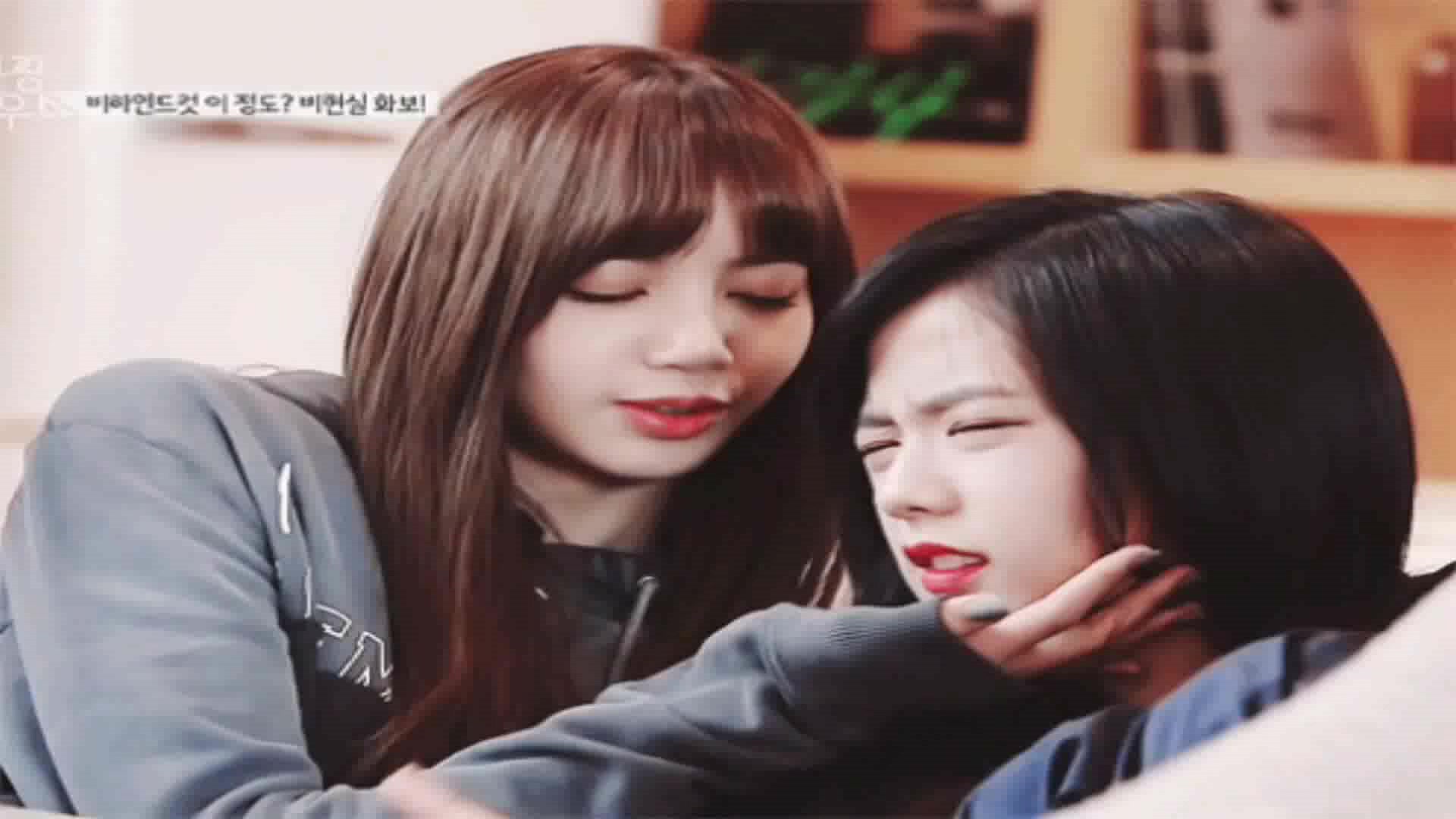 lisa和jisoo到底还有多少种互撩法狗粮都吃不完啦