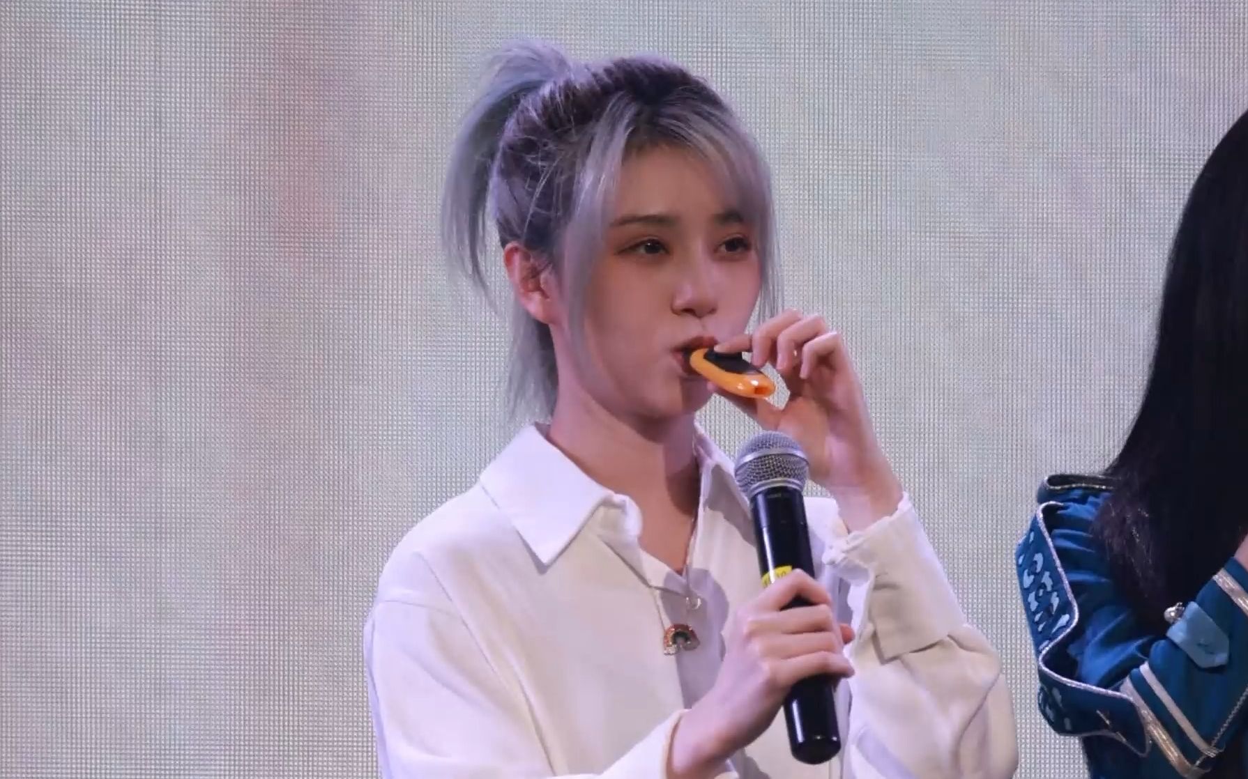 He Yang Qingqing] 230701 Kazoo playing "Dream Wedding", "Birthday Blessing Song" [Song Xinran "MOOD" Music Stage Enjoyment Party] Focus [4k60p].