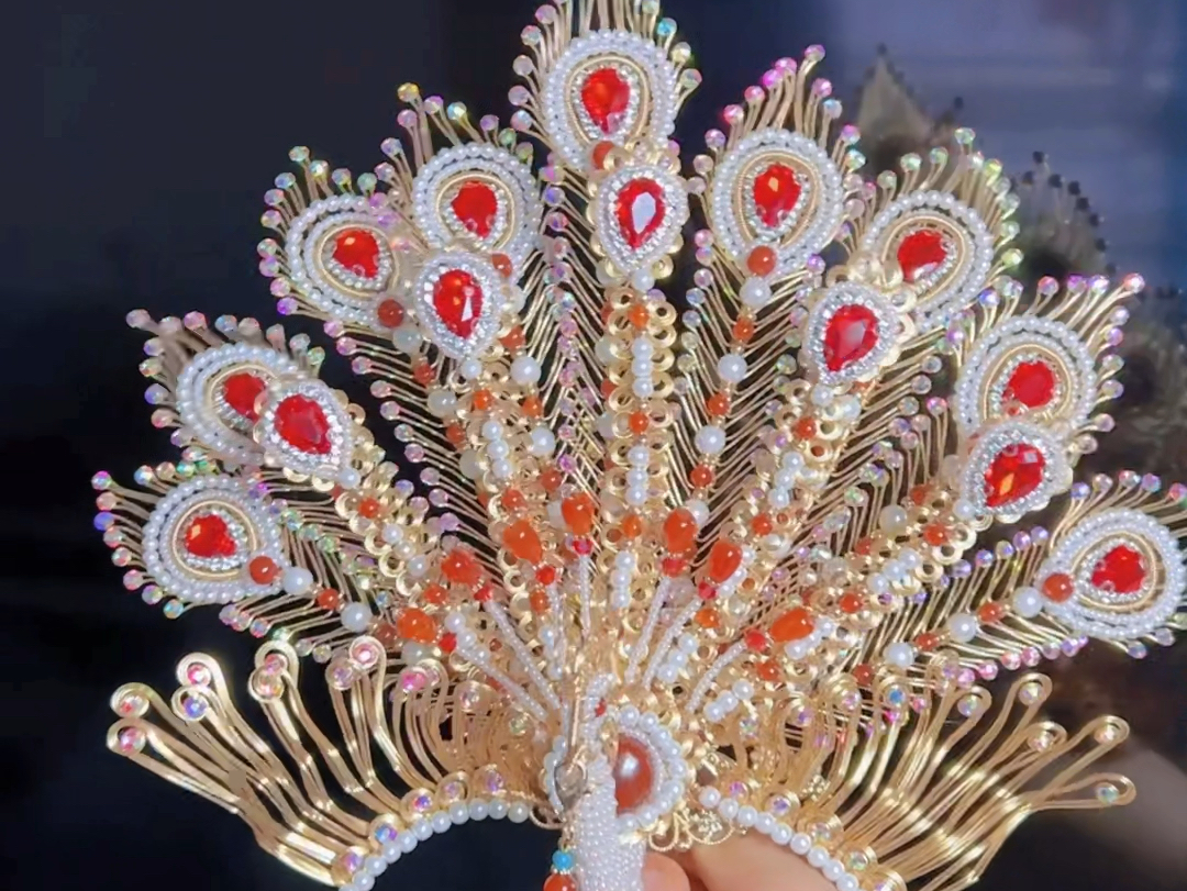 太理解喜欢九尾凤的原因啦真的是每做一个爱上一个真想拥有它的富贵