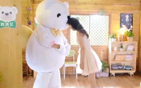 【亲爱的公主病】公主&熊骑士视频在线观看