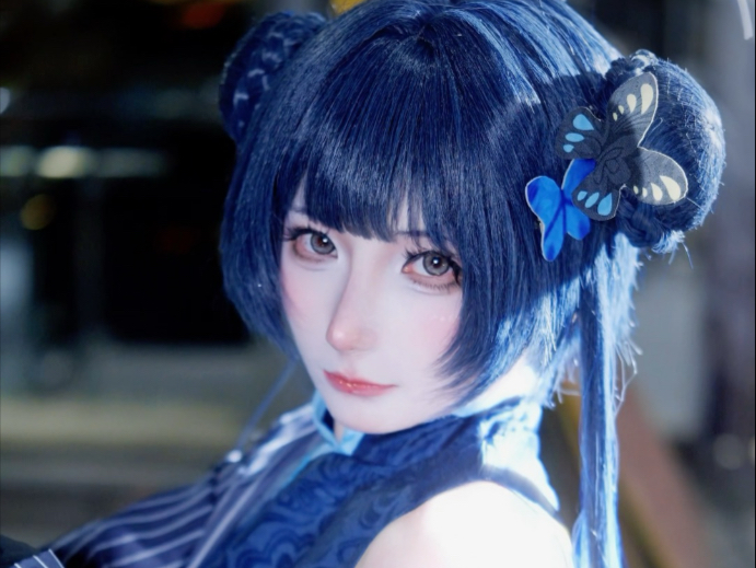 I love the warmth of your pale eyes.