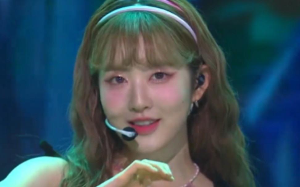 STAYC《BEAUTIFUL MONSTER》220922 高清舞台_哔哩哔哩_bilibili