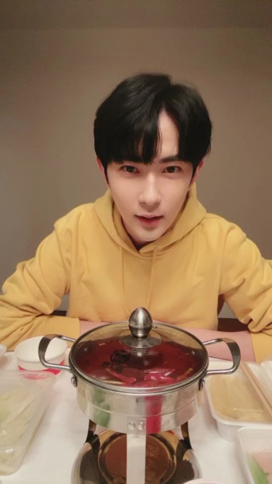 2020/03/02 于朦胧 一直播 景辞吃火鍋