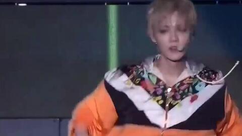 纸飞机原唱现场视频 e0b14fde61429a6c9399e7dd042027c3b6ac2e08.jpg@480w_270h_1c