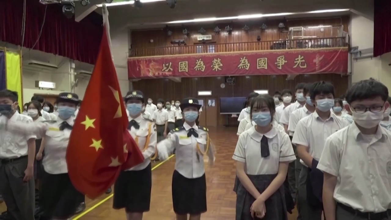 香港中小学明年起每个上课日须升挂国旗