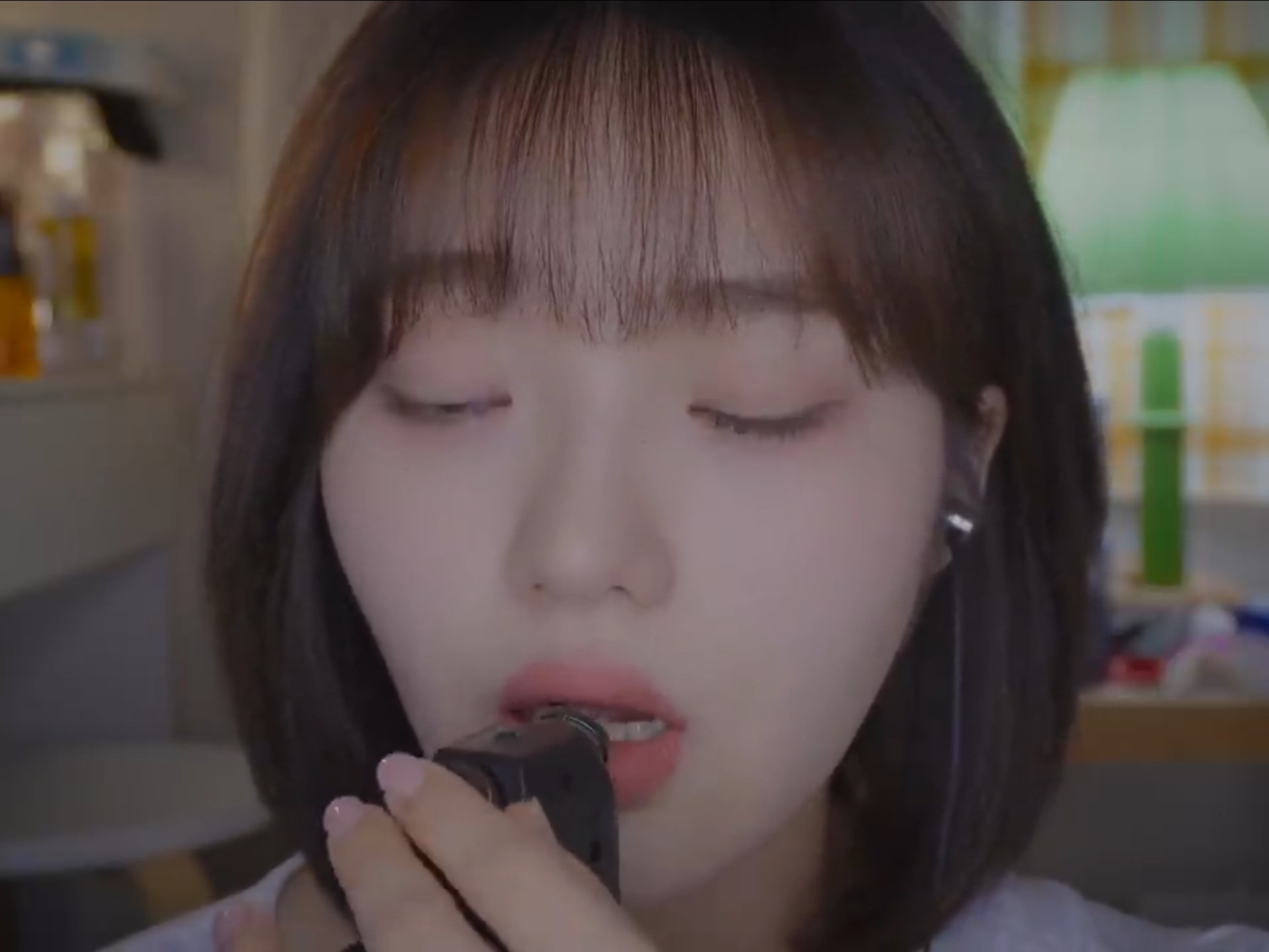 ASMR 嘴巴里的声音（果冻）