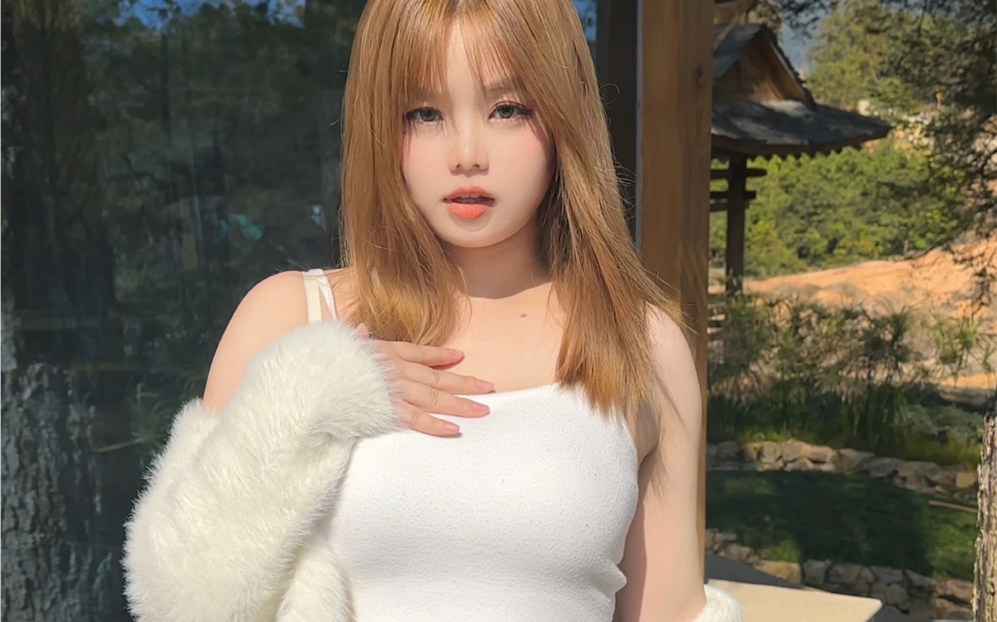 The sun is just right yang huang