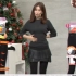 韩国美女主持人在电视购物介绍厚黑色丝袜裤袜产品