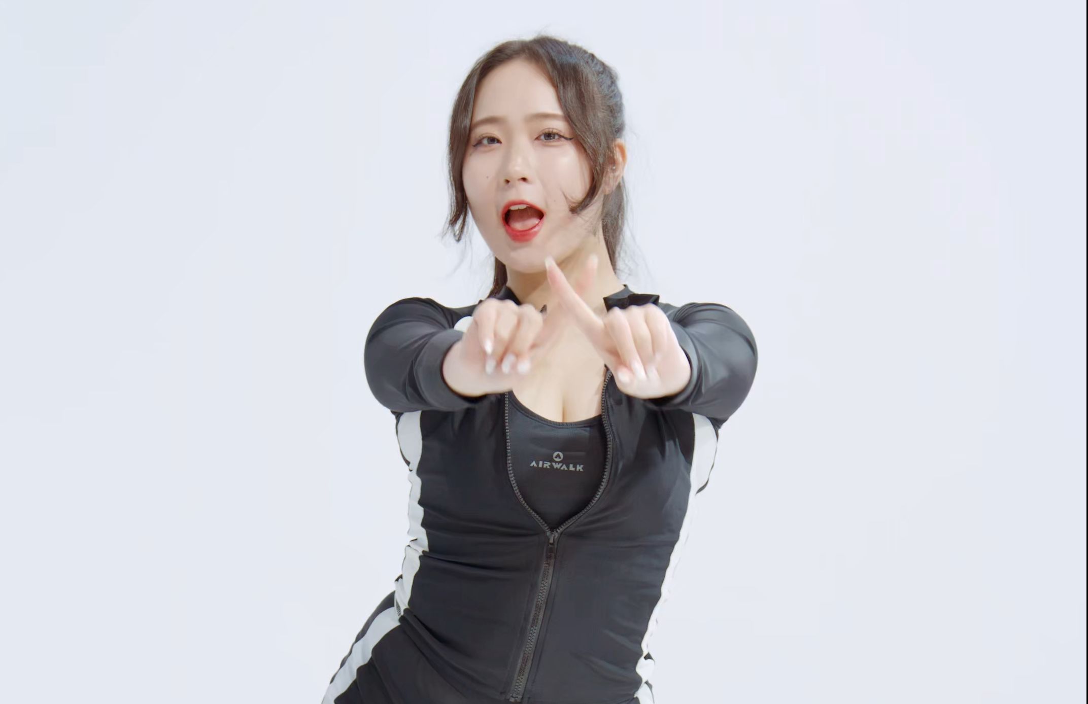 郑仁Jeongin Loving U 220822