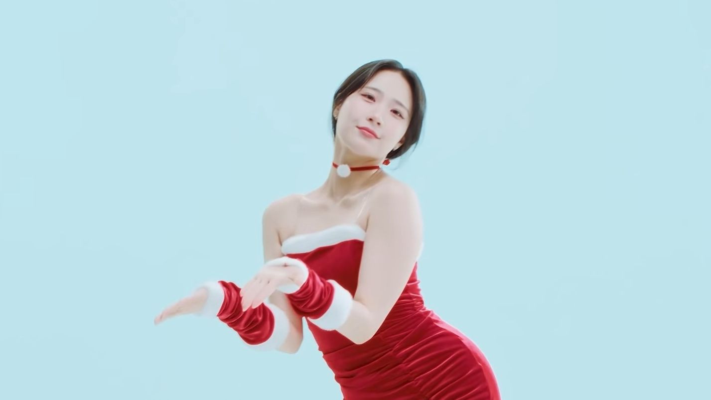 Jung In Be My Baby Christmas Dress