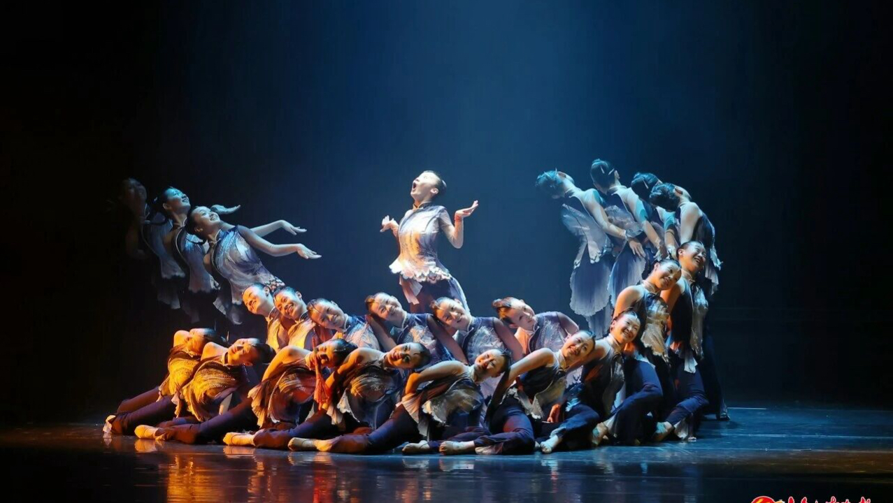 《呢喃》第十五届荷花节民族民间舞