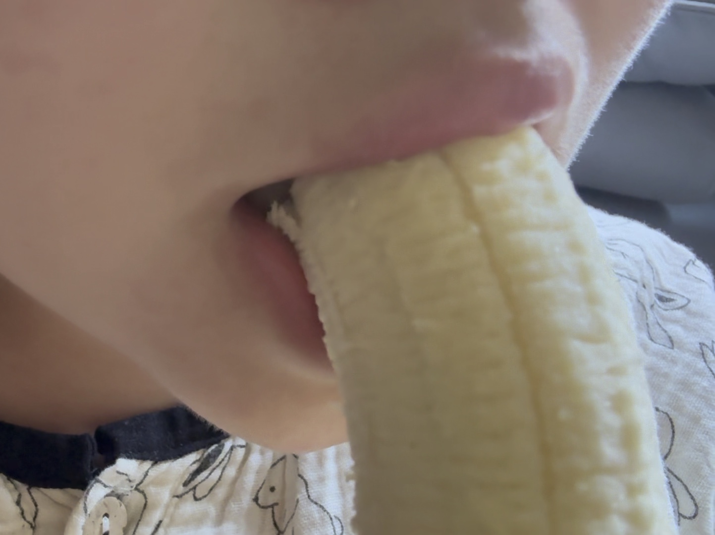 快吃香蕉