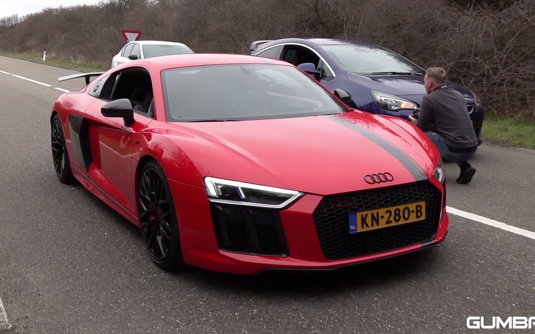 Supercars Accelerating Into A Tunnel Aventador Svj Capristo R