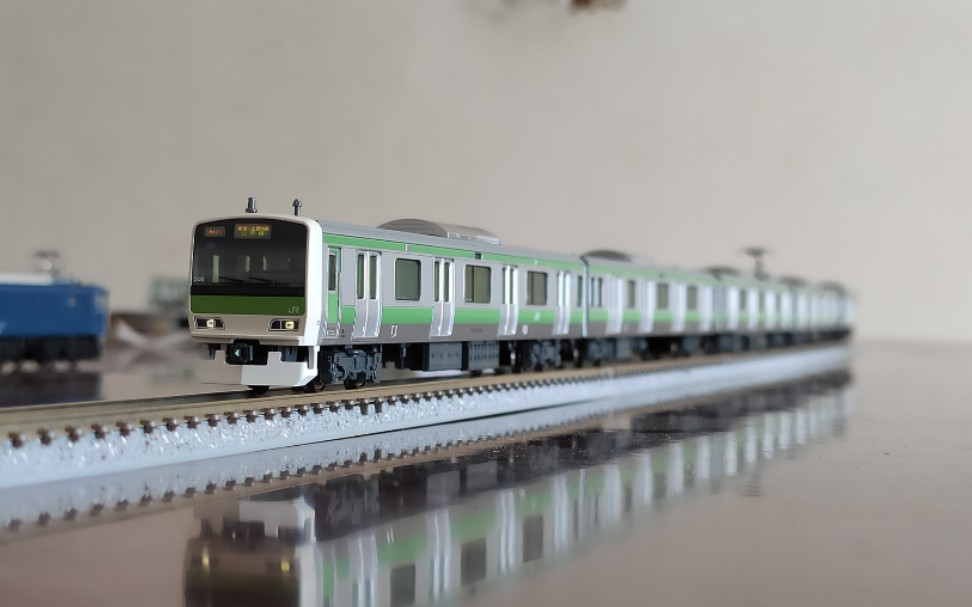 火车模型kato出品n比例山手线e231走行展示