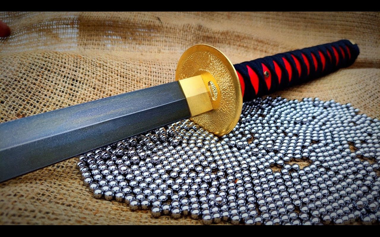 【手工】用钢珠锻造一把乌兹钢武士刀 作者：FZ making knives_哔哩哔哩_bilibili