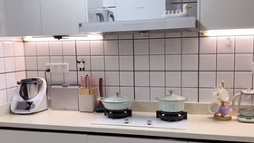 厨房置物架效果图不锈钢放锅 e52af7be7f1caed0fc27986130d5646015174fc3.jpg@280w_158h_1c_100q.jpg