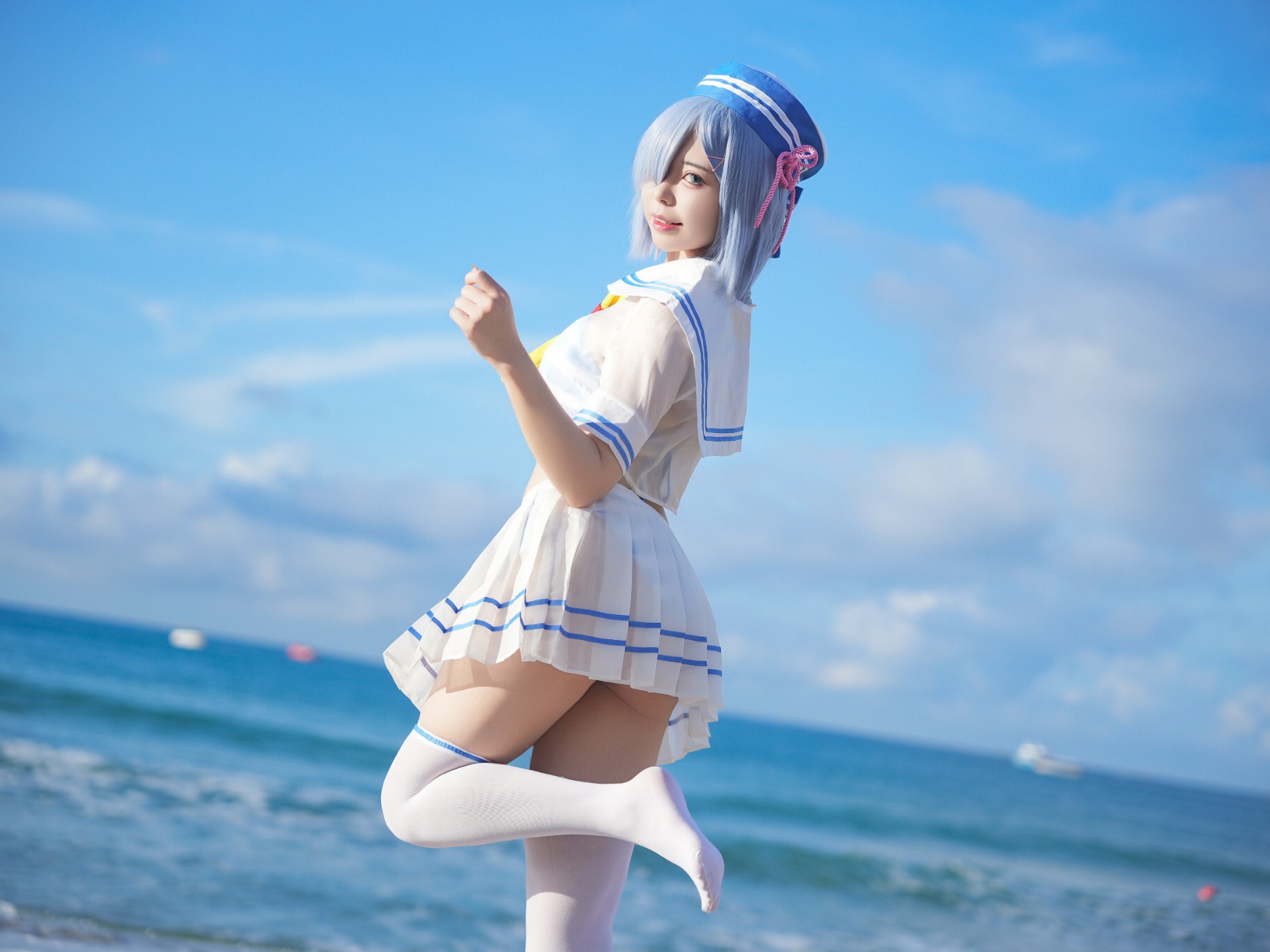 Shibuya/following Reimu to the sea