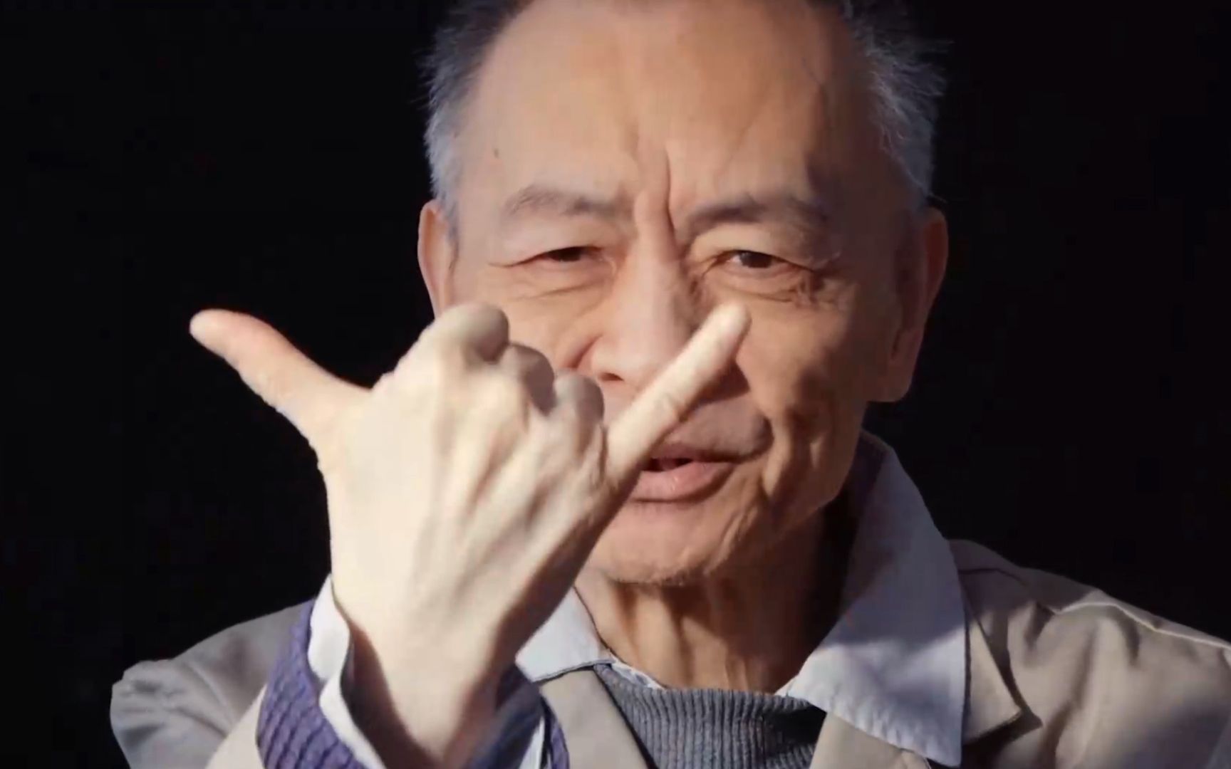 最奇妙的人类聚集地，精神病人的真实生活，千奇百怪！《笼中鸟》