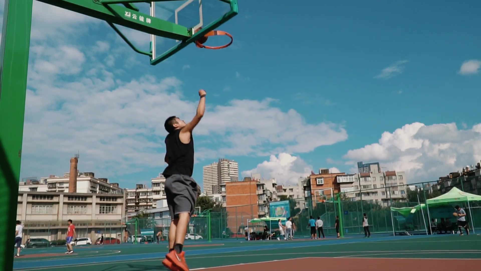 篮球场壁纸1920,篮球场壁纸 云大东二院篮球场,sony a6500试拍
