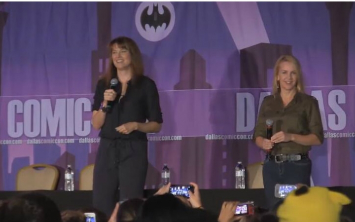 【Xena】 Q&A Full Panel Lucy Lawless Renee O\'Connor 2015哔哩哔哩 (゜゜)つロ 干杯~bilibili