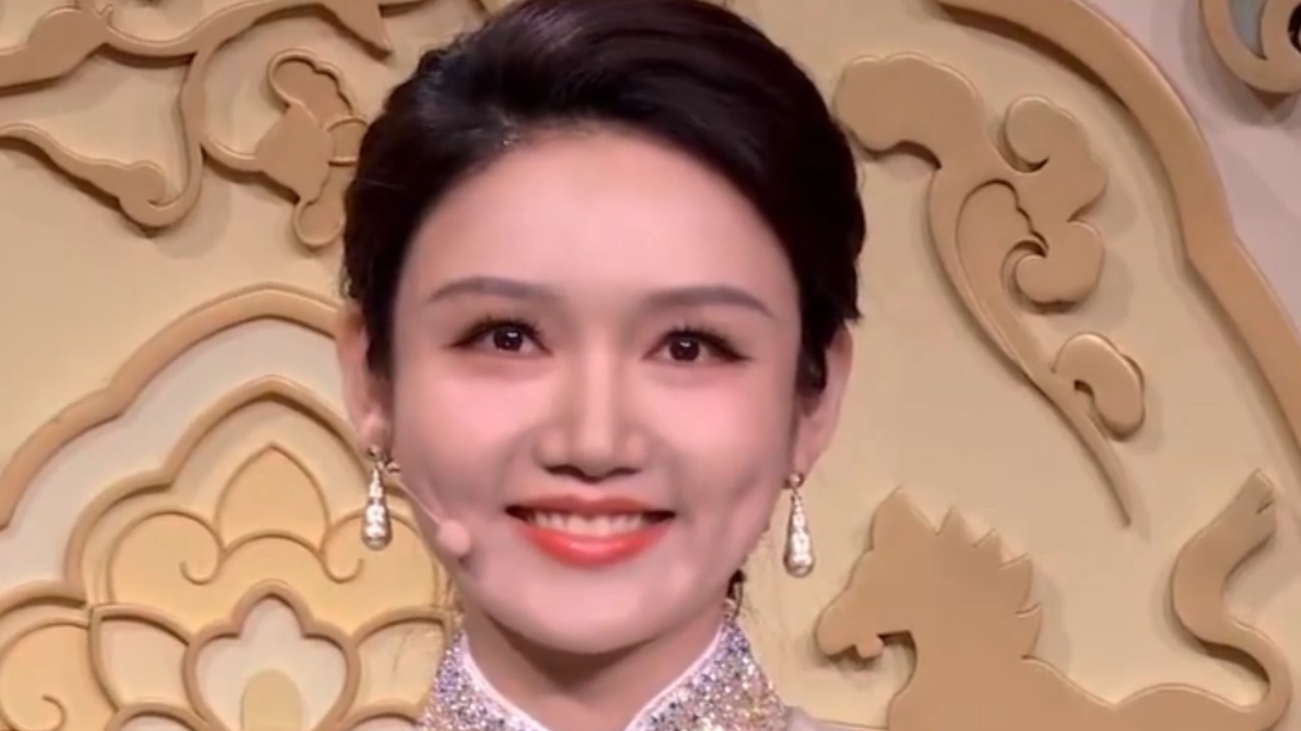 春晚女神龙洋～女神好美！