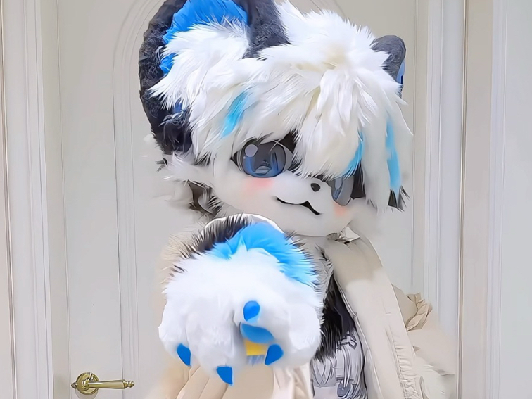 Pudding is actually a beast dresser in his private life, "The Third Bullet".