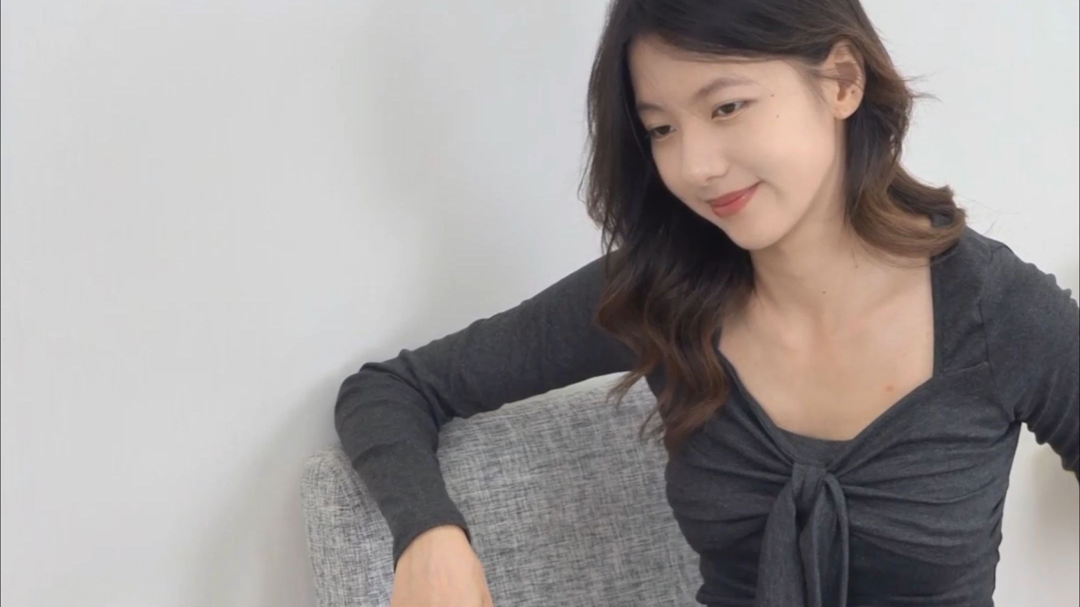 校花，od超薄黑色丝，透明高跟。4K校花摄影