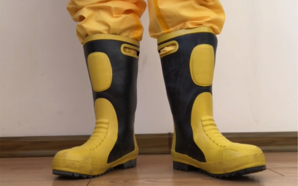 第二条安思尔加防化服与消防靴视频（注：这是xp）
