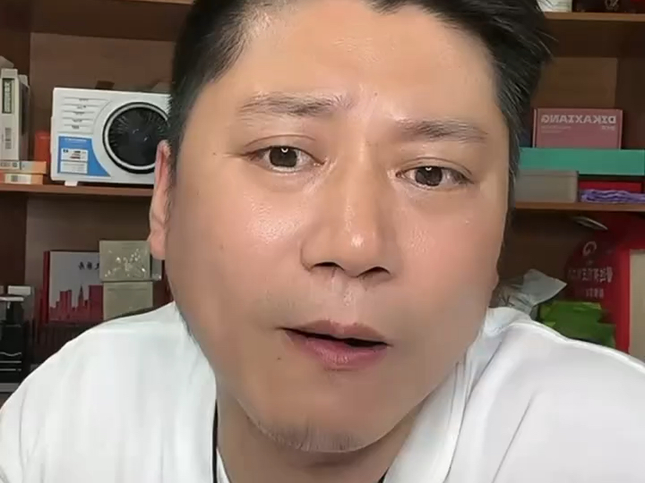 十三哥分享 柬埔寨 19岁小美女被骗，让家人转了17 18w 人还没能回来，大家一定要注意 如果有陌生人 让你过去缅北都是比较危险的，一定不能轻信