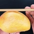 今天才知道，剥芒果用一根筷子，剥皮不脏手不流汁，这方法太棒了