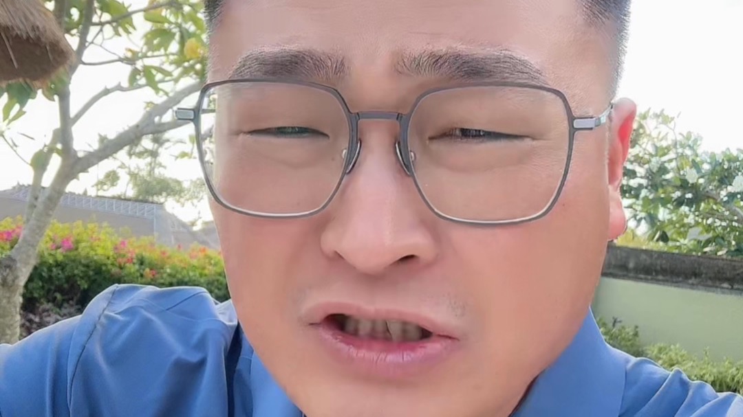 这世界是一个巨大的县城！