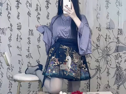 古风装＋汉元素配灰丝