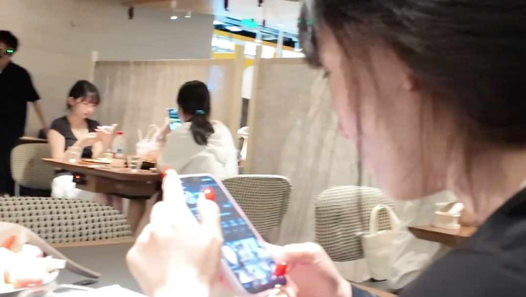 吃漂亮饭的一个男生没有