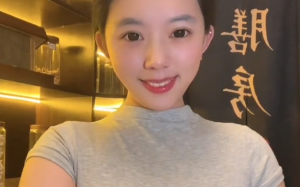 Get your foxy friend to do it.